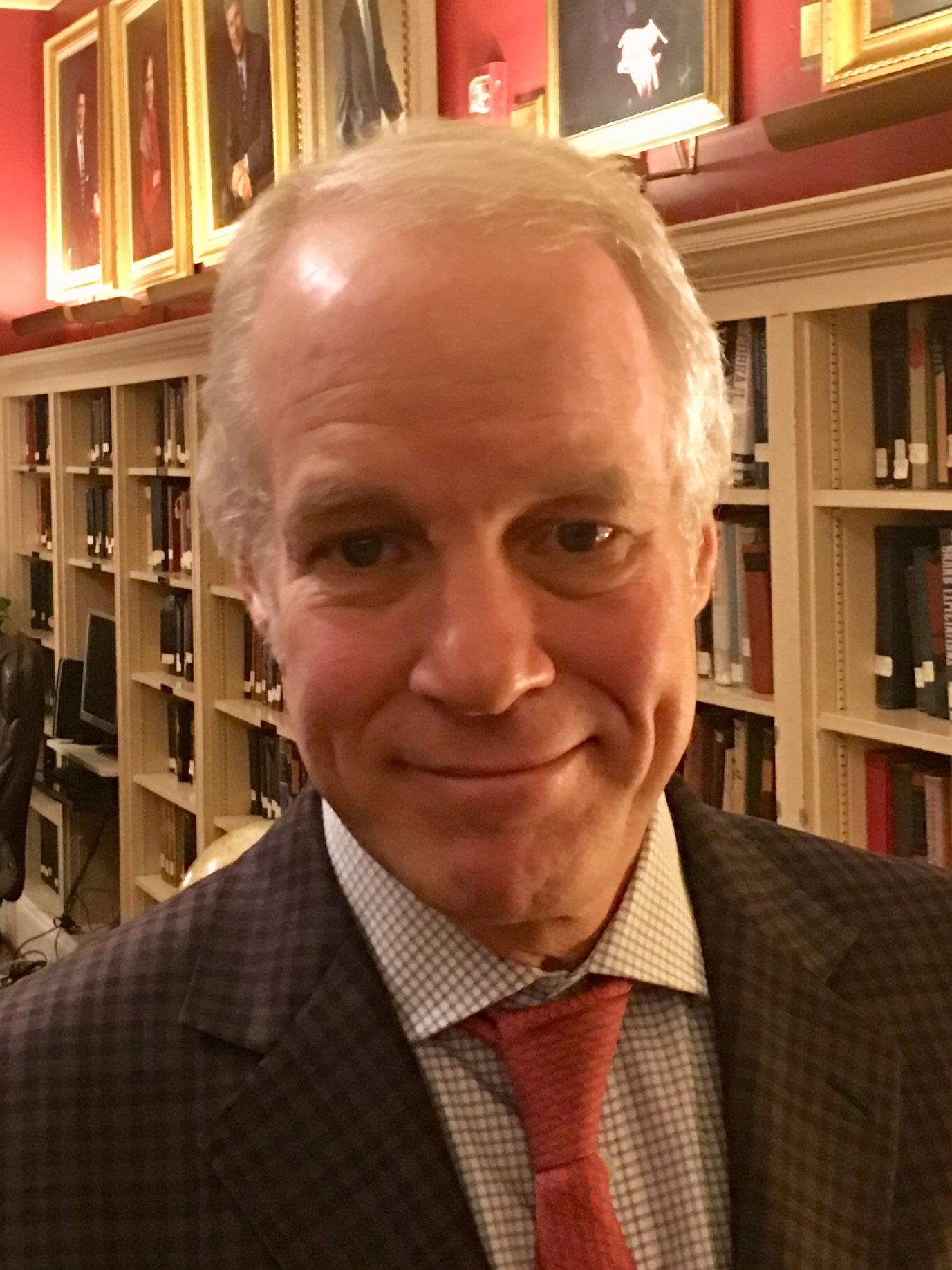Thomas M. Cohen Headshot